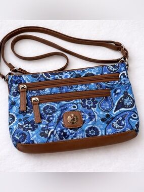 Stone Mountain Crossbody Bag Blue Floral Paisley Multi Pocket Purse